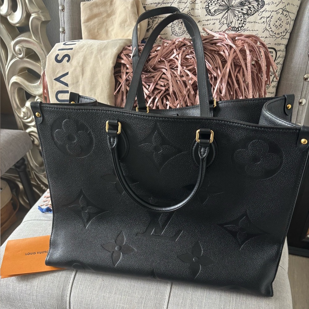 Authentic Louis Vuitton On The Go Tote Leather GM Black